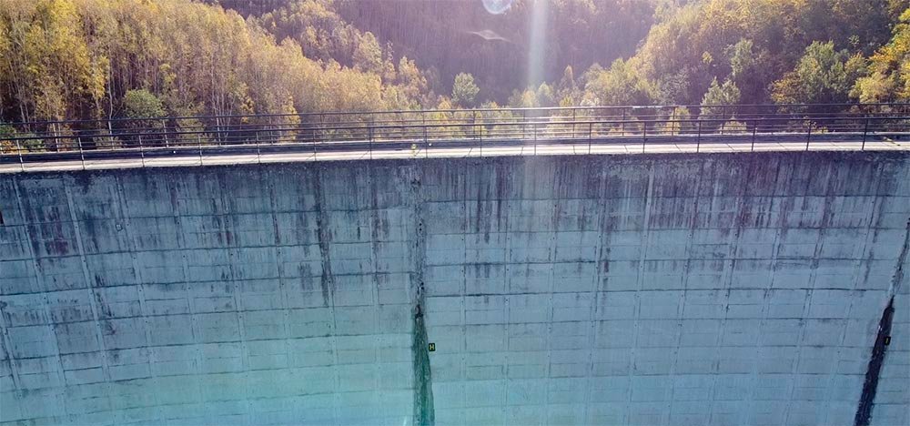 Ouvrage hydraulique présenté par Xénodrone